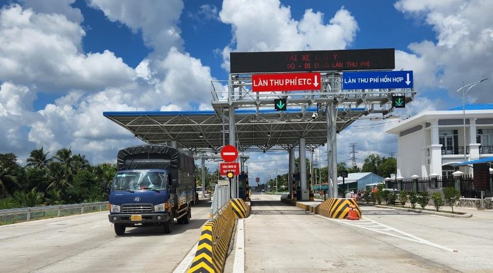 Cao tốc Trung Lương - Mỹ Thuận cho xe chạy qua trạm miễn phí trong 30 ngày