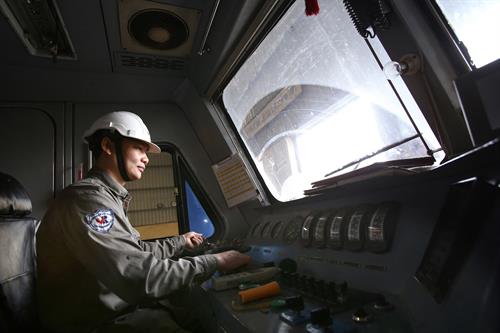 Đơn giản hoá thủ tục đăng kiểm phương tiện giao thông đường sắt